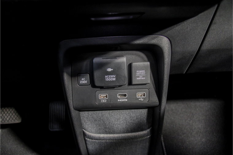 Vehicle Image 36