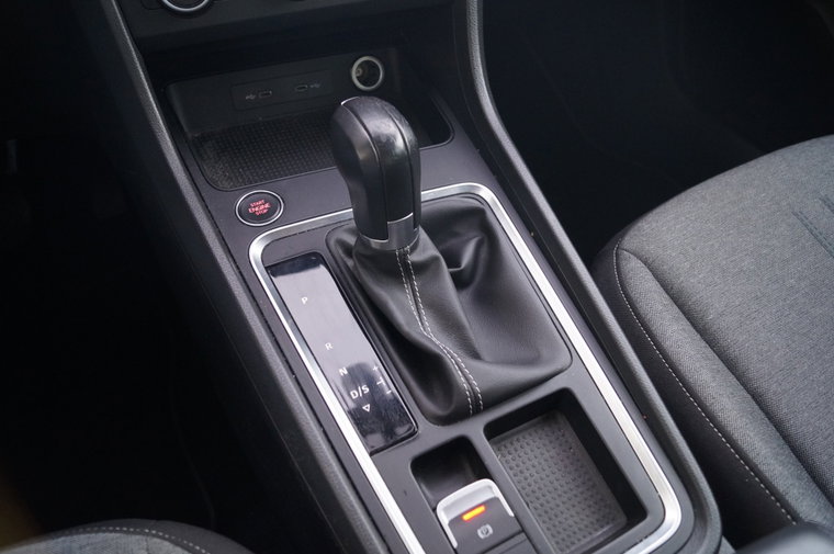 Vehicle Image 26