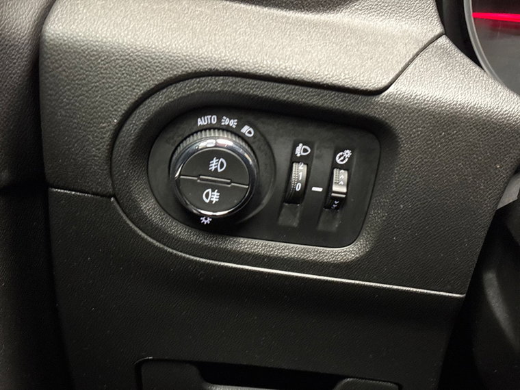 Vehicle Image 24