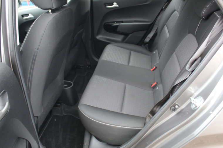 Vehicle Image 21