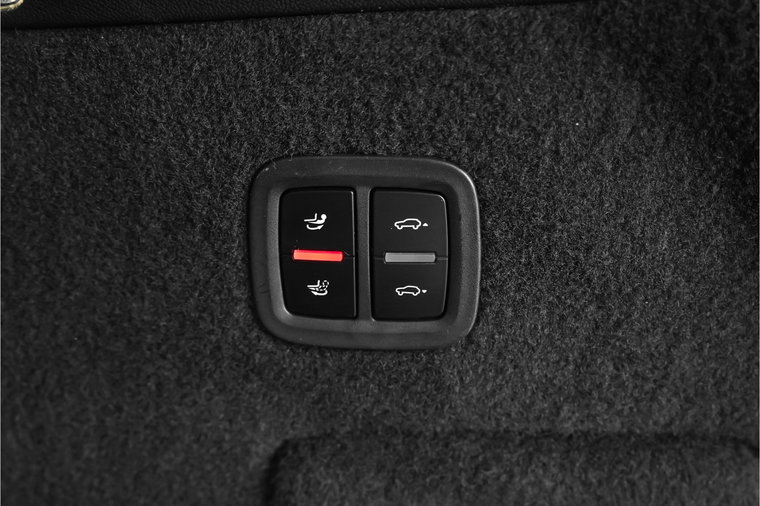 Vehicle Image 52