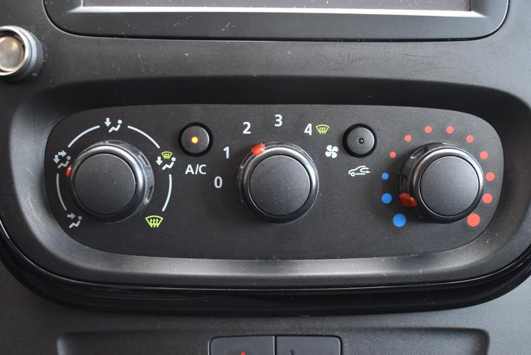 Vehicle Image 28
