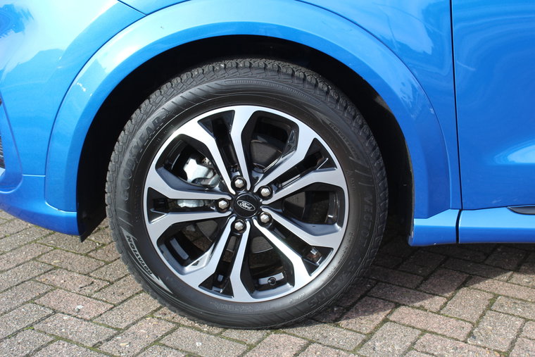 Vehicle Image 37