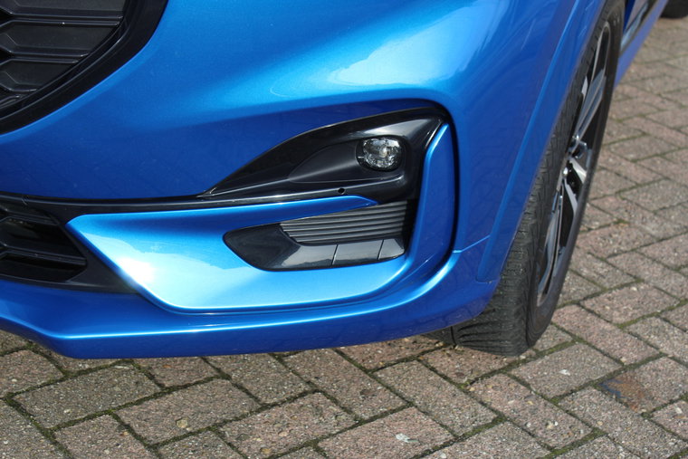 Vehicle Image 38