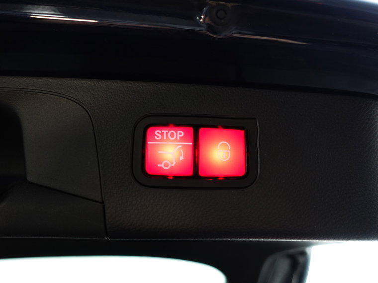 Vehicle Image 38