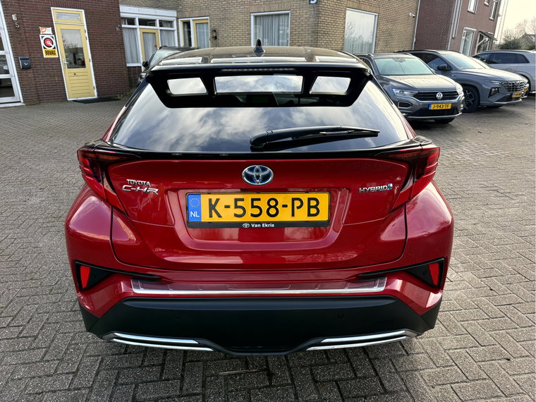 Vehicle Image 16