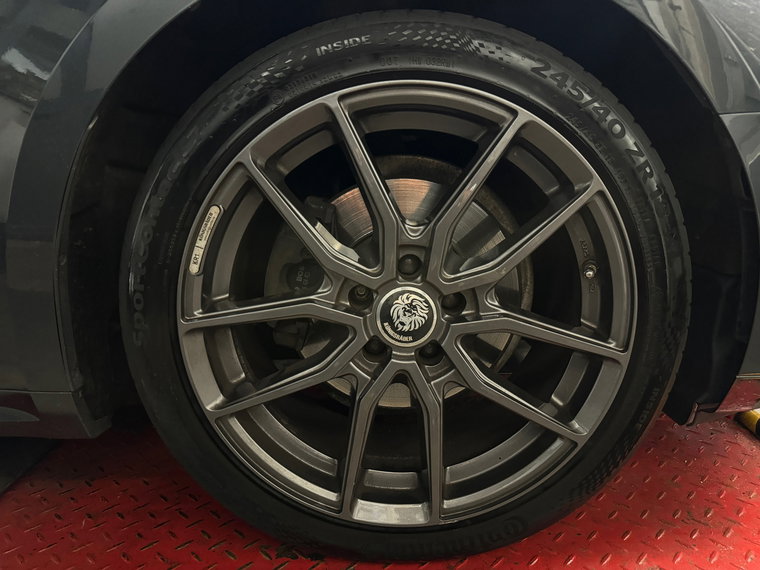Vehicle Image 22