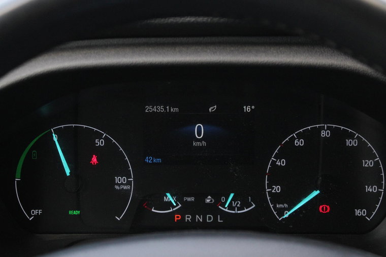 Vehicle Image 32
