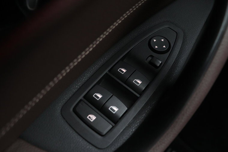 Vehicle Image 39