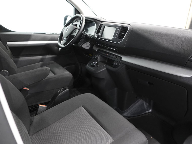 Vehicle Image 38
