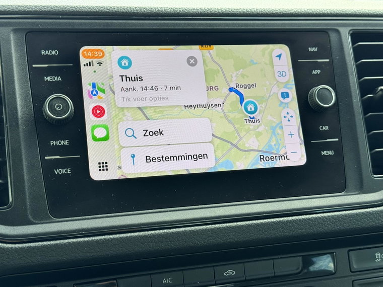 Vehicle Image 36