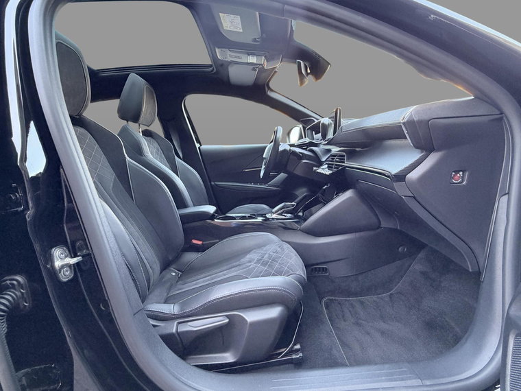 Vehicle Image 24