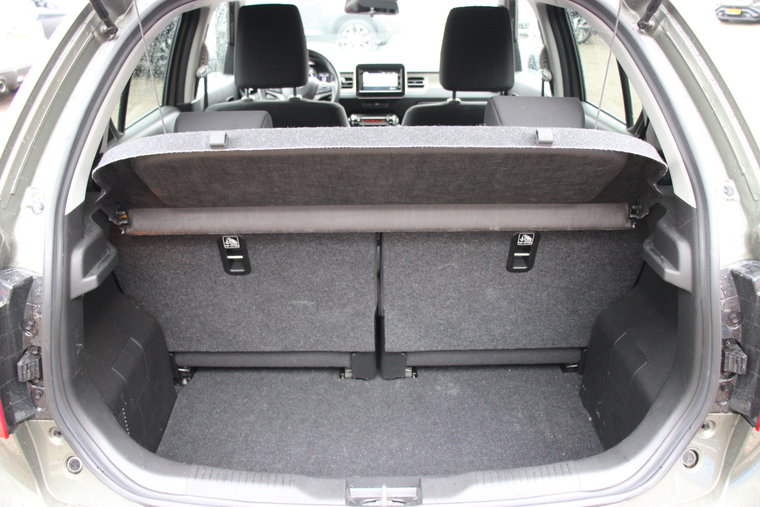 Vehicle Image 10