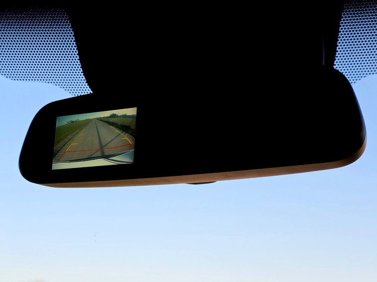 Vehicle Image 15