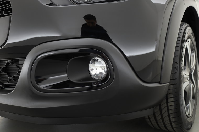 Vehicle Image 36