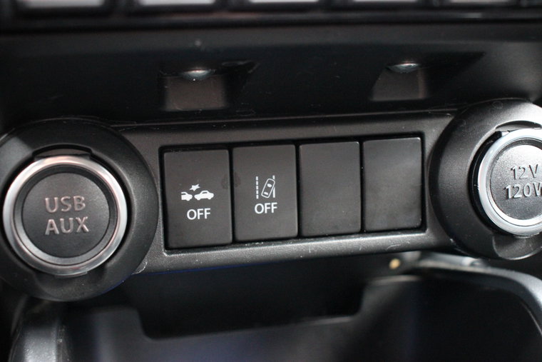 Vehicle Image 33