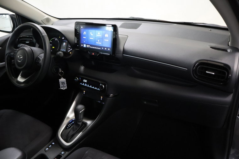 Vehicle Image 11