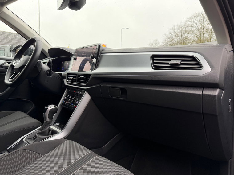 Vehicle Image 37