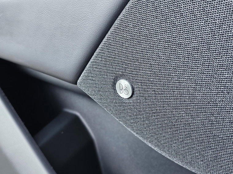 Vehicle Image 27
