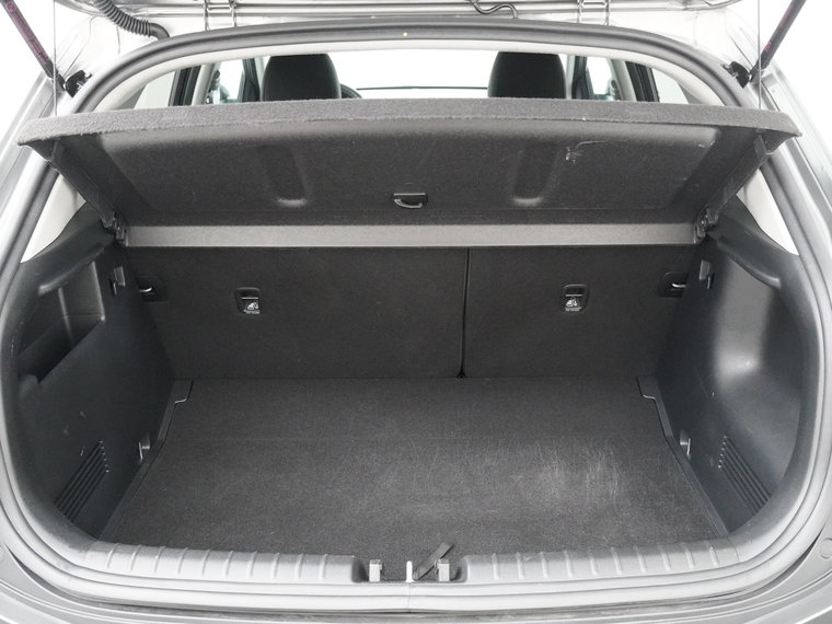 Vehicle Image 39