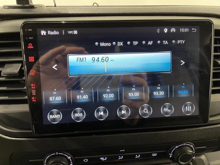 Vehicle Image 19