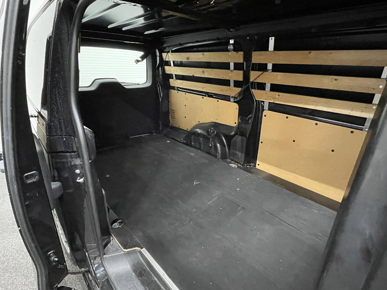 Vehicle Image 33