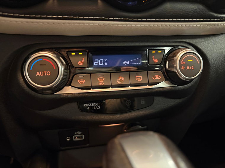 Vehicle Image 27