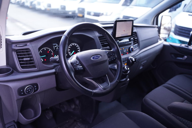 Vehicle Image 31