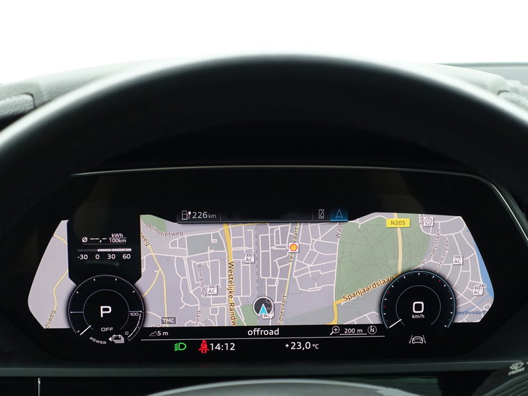 Vehicle Image 17
