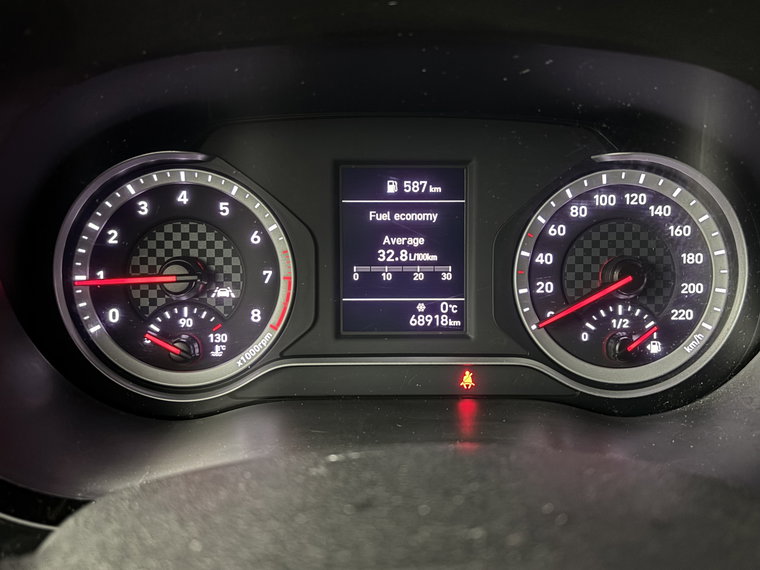 Vehicle Image 19