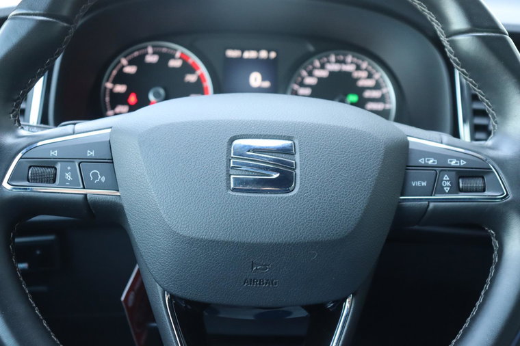 Vehicle Image 24