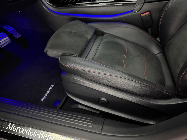 Vehicle Image 42