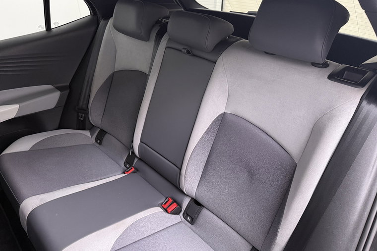 Vehicle Image 13