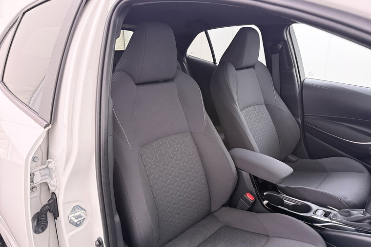 Vehicle Image 14