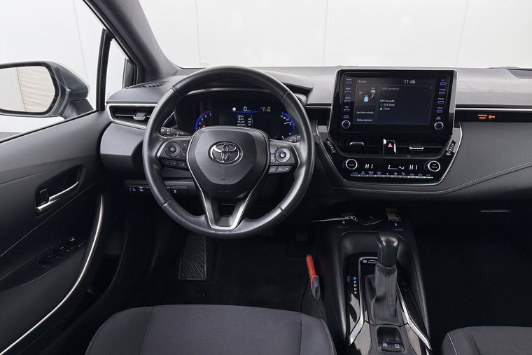 Vehicle Image 8