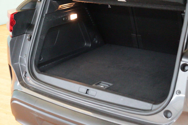 Vehicle Image 6