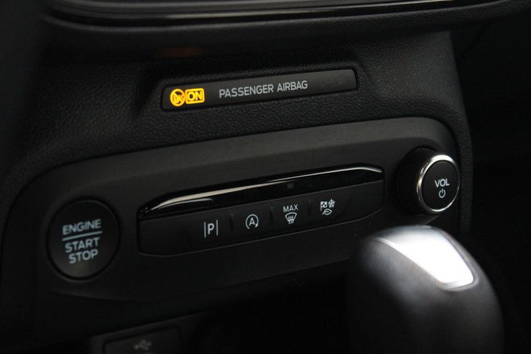 Vehicle Image 38
