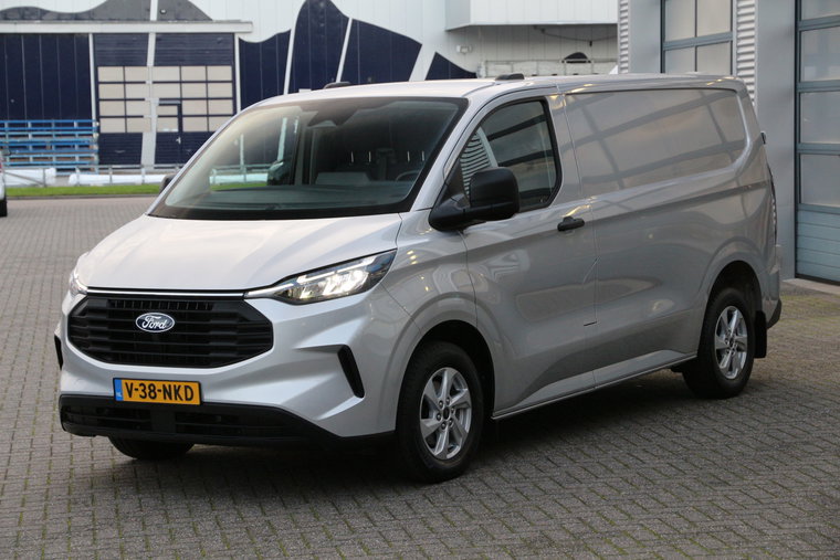 Vehicle Image 11