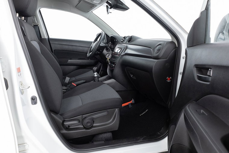 Vehicle Image 7