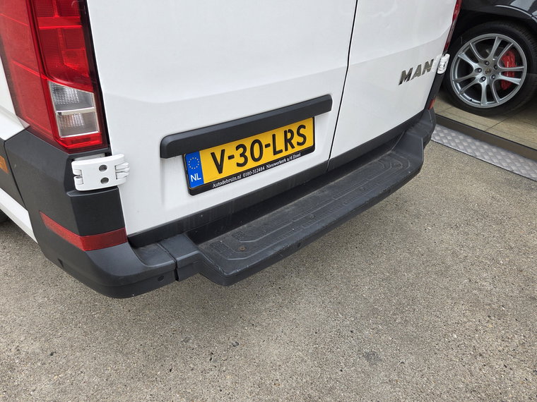 Vehicle Image 33