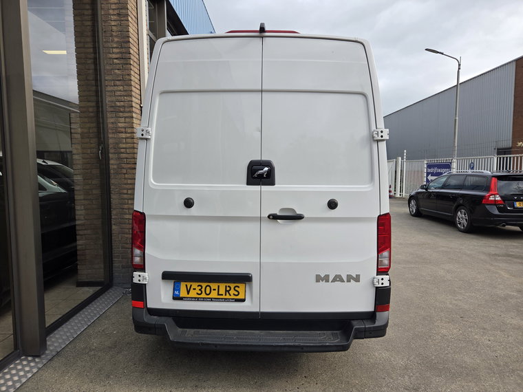 Vehicle Image 37