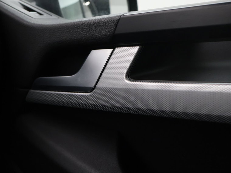 Vehicle Image 34