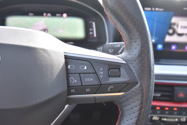 Vehicle Image 38