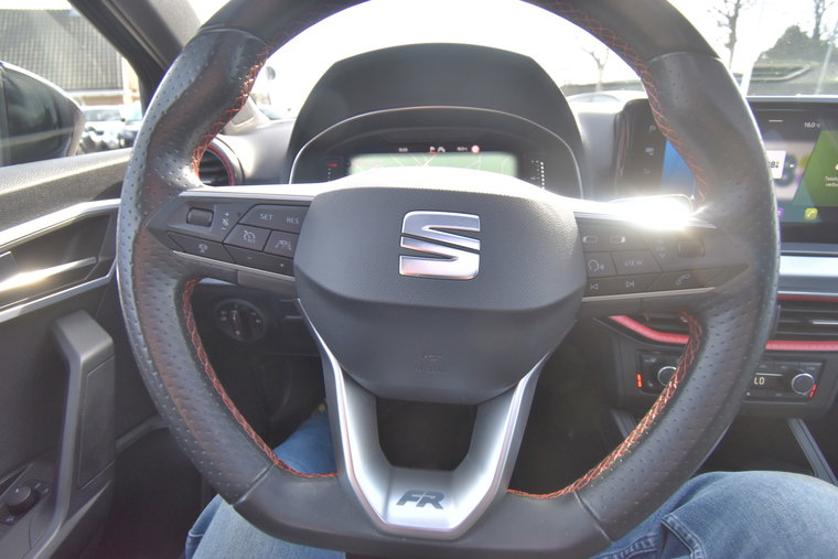 Vehicle Image 40