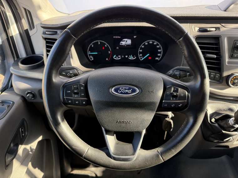 Vehicle Image 21