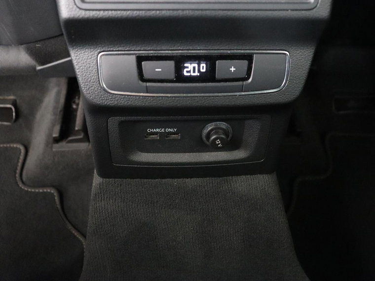 Vehicle Image 34