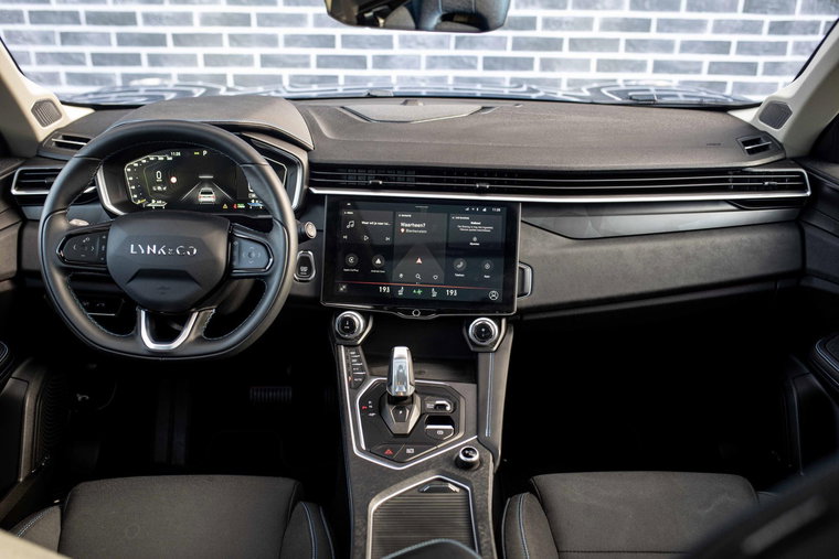 Vehicle Image 15