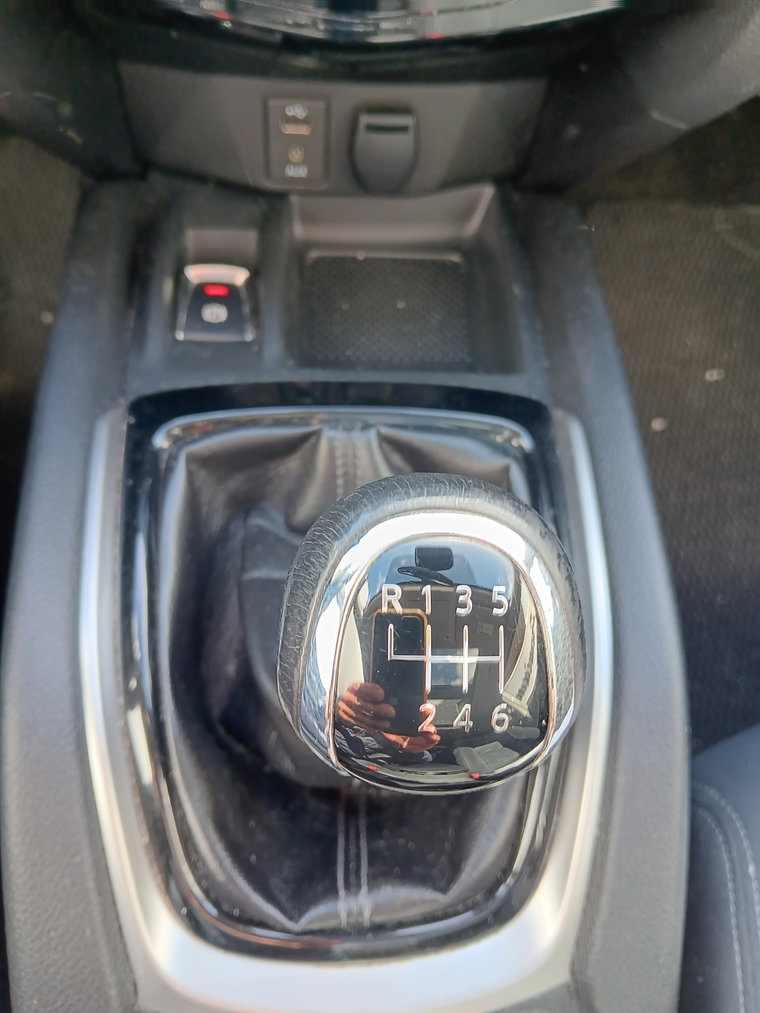 Vehicle Image 24