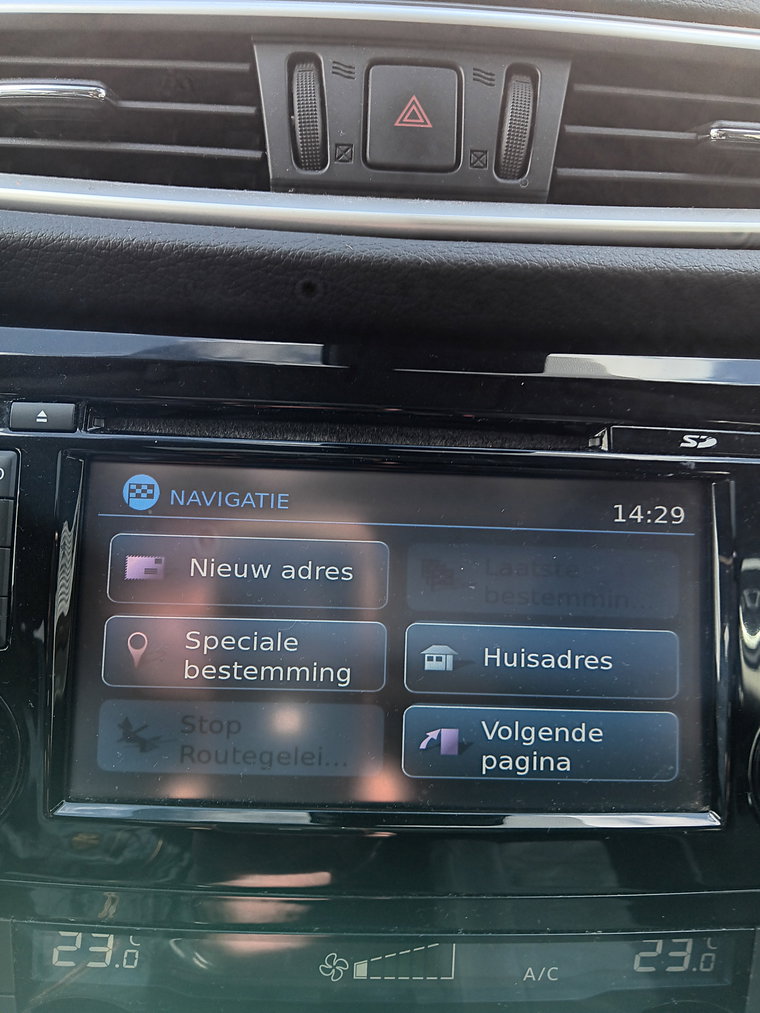 Vehicle Image 32