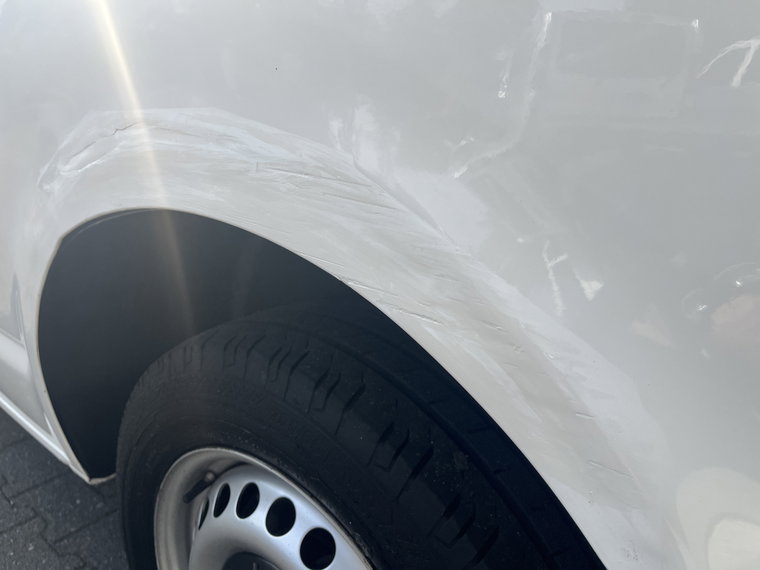Vehicle Image 38